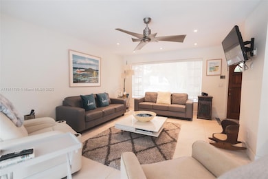 220 Buttonwood Dr, Key Biscayne, FL 33149 - photo 5