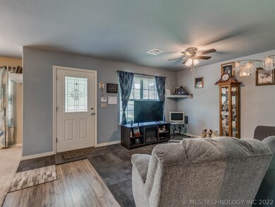 807 N 8th St, Sapulpa, OK 74066 - photo 7