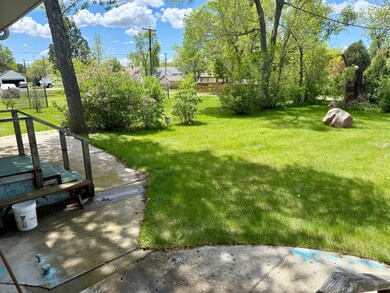 308 S 10th St, Wishek, ND 58495 - photo 5