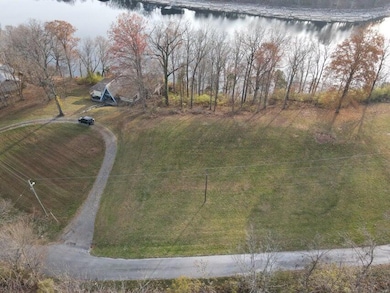 763 Lots 110/111 Herrington Woods, Harrodsburg, KY 40330 - photo 4