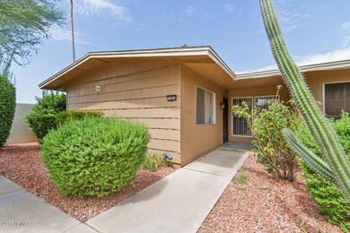 10821 W Santa fe Dr, Sun City, AZ 85351 - photo 4