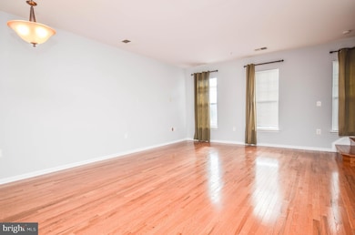 116 Moore Dr, Rockville, MD 20850 - photo 3