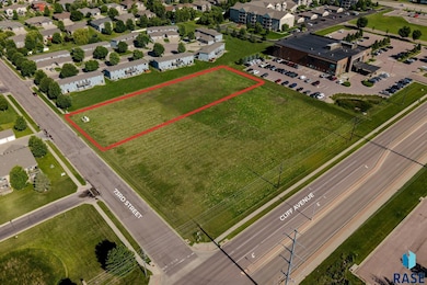 1104 E 73rd St, Sioux Falls, SD 57108 - photo 3