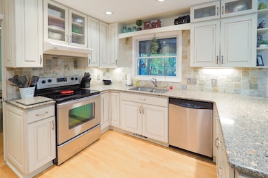 5489 Swallow Ave-109