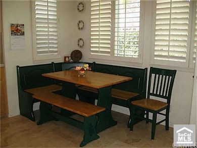 BREAKFAST NOOK