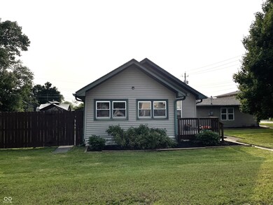 52 S 16th Ave, Beech Grove, IN 46107 - photo 2