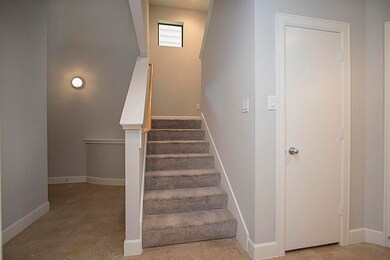 650 Westcross St unit 72, Houston, TX 77018 - photo 4