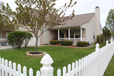 265 Woodfield Dr, Franklin, IN 46131 - photo 2