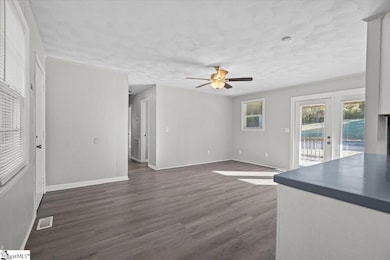 161 Oak St, Boiling Springs, SC 29316 - photo 7