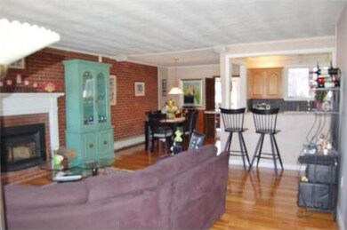 8 Mckenney Cir, Andover, MA 01810 - photo 5