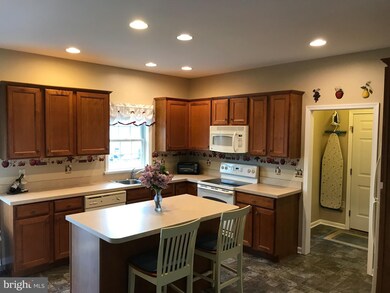 27 Dietz Ln, Mount Joy, PA 17552 - photo 7