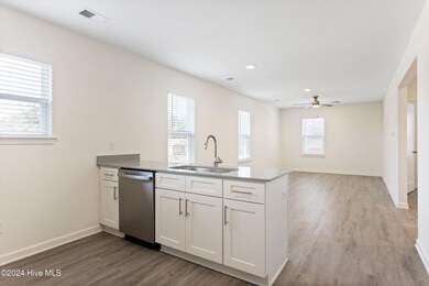 706 Taylor St unit C, Wilmington, NC 28401 - photo 6