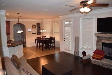 Photo 7