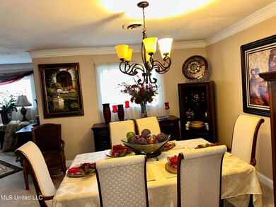 Formal Dining