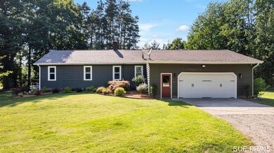 44-web-or-mls-3240 E Mt Garfield Rd, Fru