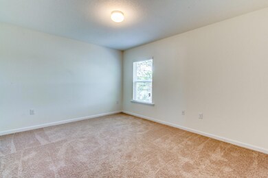 The Elle - 2nd Bedroom