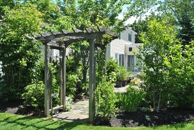 6 Thompson St, Wayland, MA 01778 - photo 5