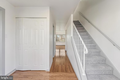 14811 Palmerston Square, Centreville, VA 20120 - photo 5