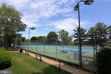 4818 30th St S, Arlington, VA 22206 - photo 4