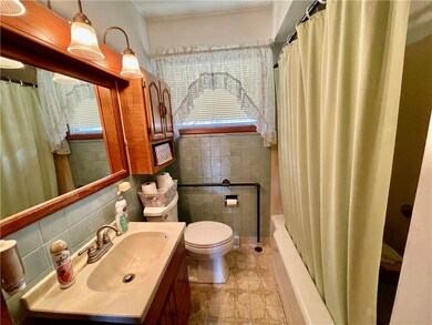 605 Oakmont Ave, Erie, PA 16505 - photo 6