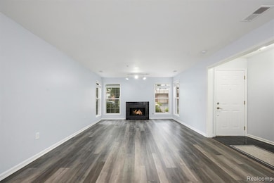 28139 Carlton Way Dr, Novi, MI 48377 - photo 3