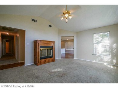 703 Wesley Ln, Muldrow, OK 74948 - photo 2