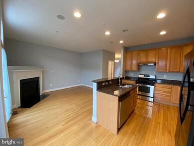 640 Cedar Spring St, Gaithersburg, MD 20877 - photo 6