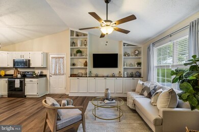 25931 Shenandoah Dr, Mechanicsville, MD 20659 - photo 5