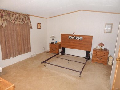 383 White Oak Ln, Bath, PA 18014 - photo 5