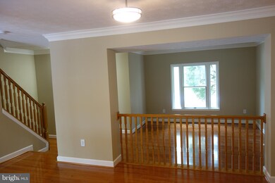 2718 Valley Park Dr, Baltimore, MD 21209 - photo 7