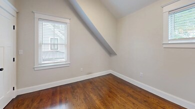 25 Pearl St unit 25, Newton, MA 02458 - photo 7