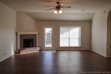unlisted-address, Glenpool, OK 74033 - photo 6