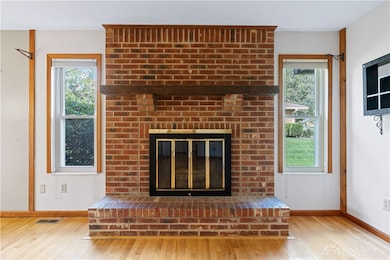 525 Royal Springs Dr, Springboro, OH 45066 - photo 5