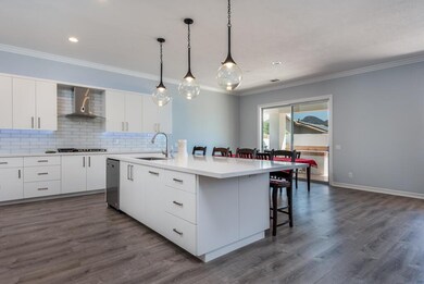 74549lavenderway-lr-7
