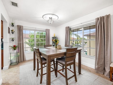 4605 SW 139th Ct unit 814, Miami, FL 33175 - photo 5