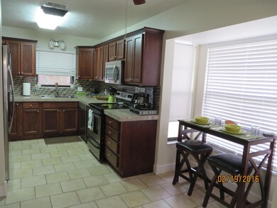 Kitchen2