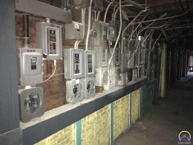 506 SW 6th Ave unit s 1-15, Topeka, KS 66603 - photo 7