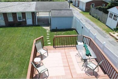 330 E Elm St, Reading, PA 19607 - photo 6