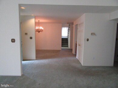 74 Winthrop Rd unit C, Monroe Township, NJ 08831 - photo 5