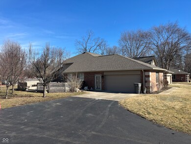 206 Stonegate Ln unit A, Indianapolis, IN 46227 - photo 4