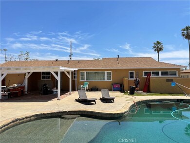 14559 Bledsoe St, Sylmar, CA 91342 - photo 3