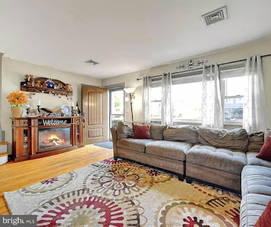 110 Montieth Ave, Reading, PA 19609 - photo 3