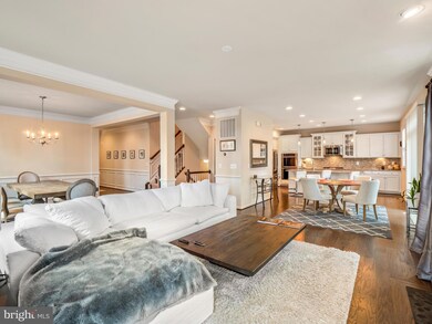 9050 Chynoweth St, Lorton, VA 22079 - photo 2