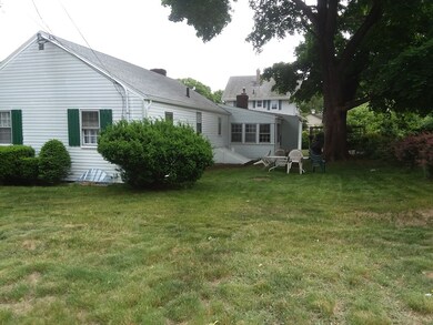 3 Abbott St, Danvers, MA 01923 - photo 2