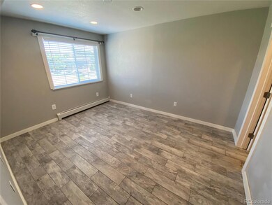 1064 Chambers Ct unit 206, Aurora, CO 80011 - photo 7