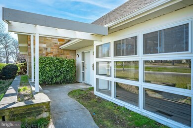 8 Windover Ln, Willingboro, NJ 08046 - photo 4