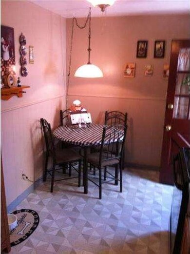 244 Beechwood Rd, Brookhaven, PA 19015 - photo 5