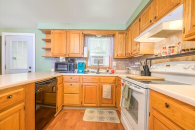 126 Holly Lane-6