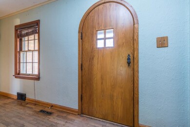 2625 Pleasant Plain Ave, Elkhart, IN 46517 - photo 3