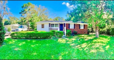 622 Marshall St, Thomasville, GA 31792 - photo 3